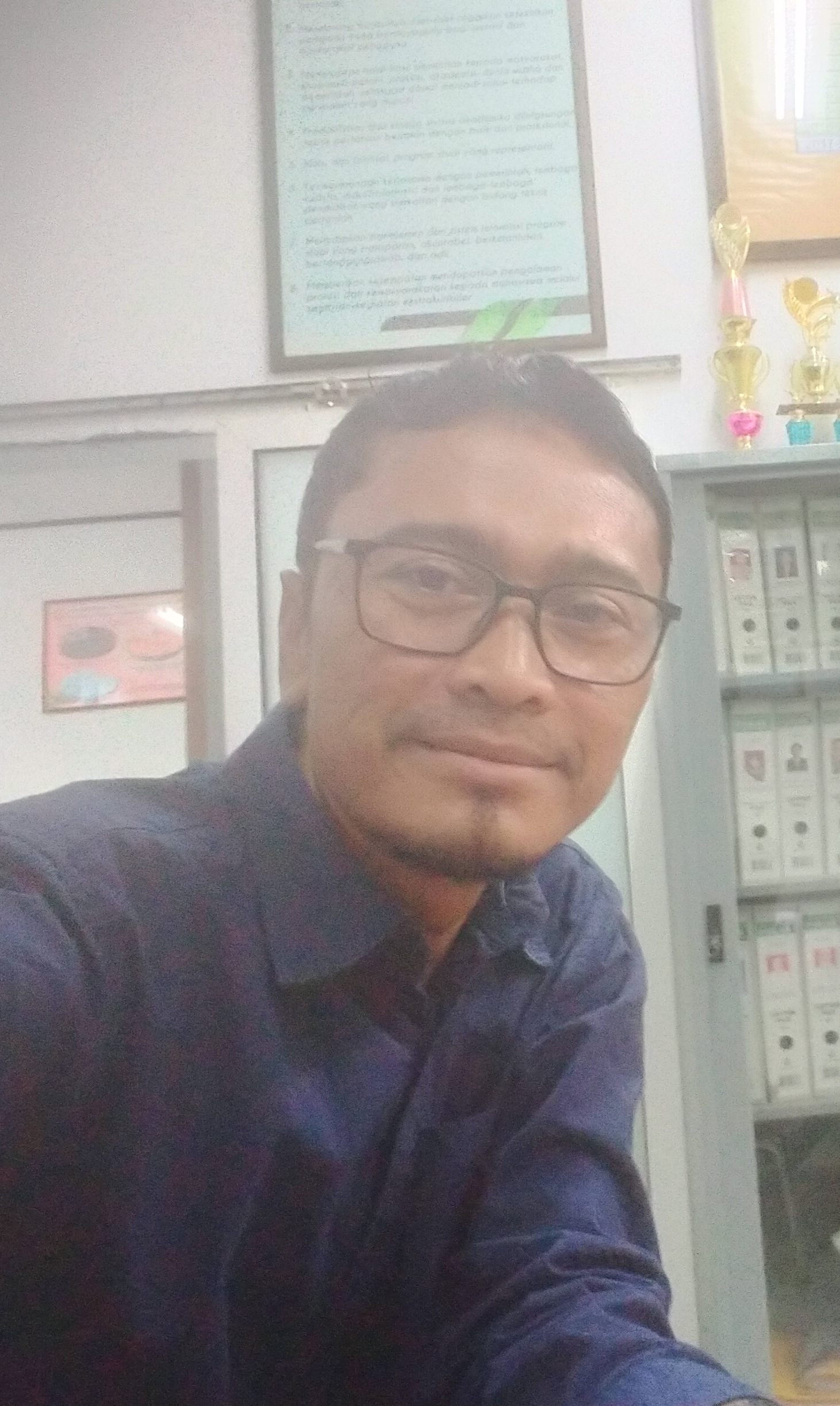 Memaknai Hari Buruh